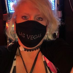 Meet your Posher, Lynnette